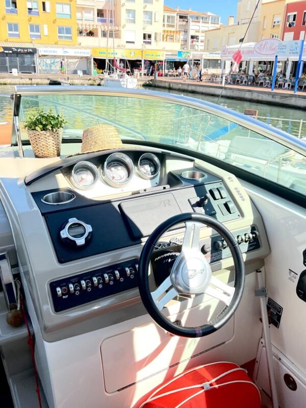 Sea Ray Sundancer 265