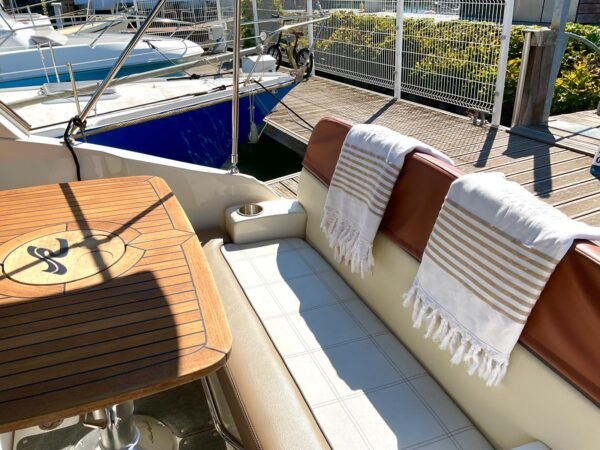 Sea Ray Sundancer 265